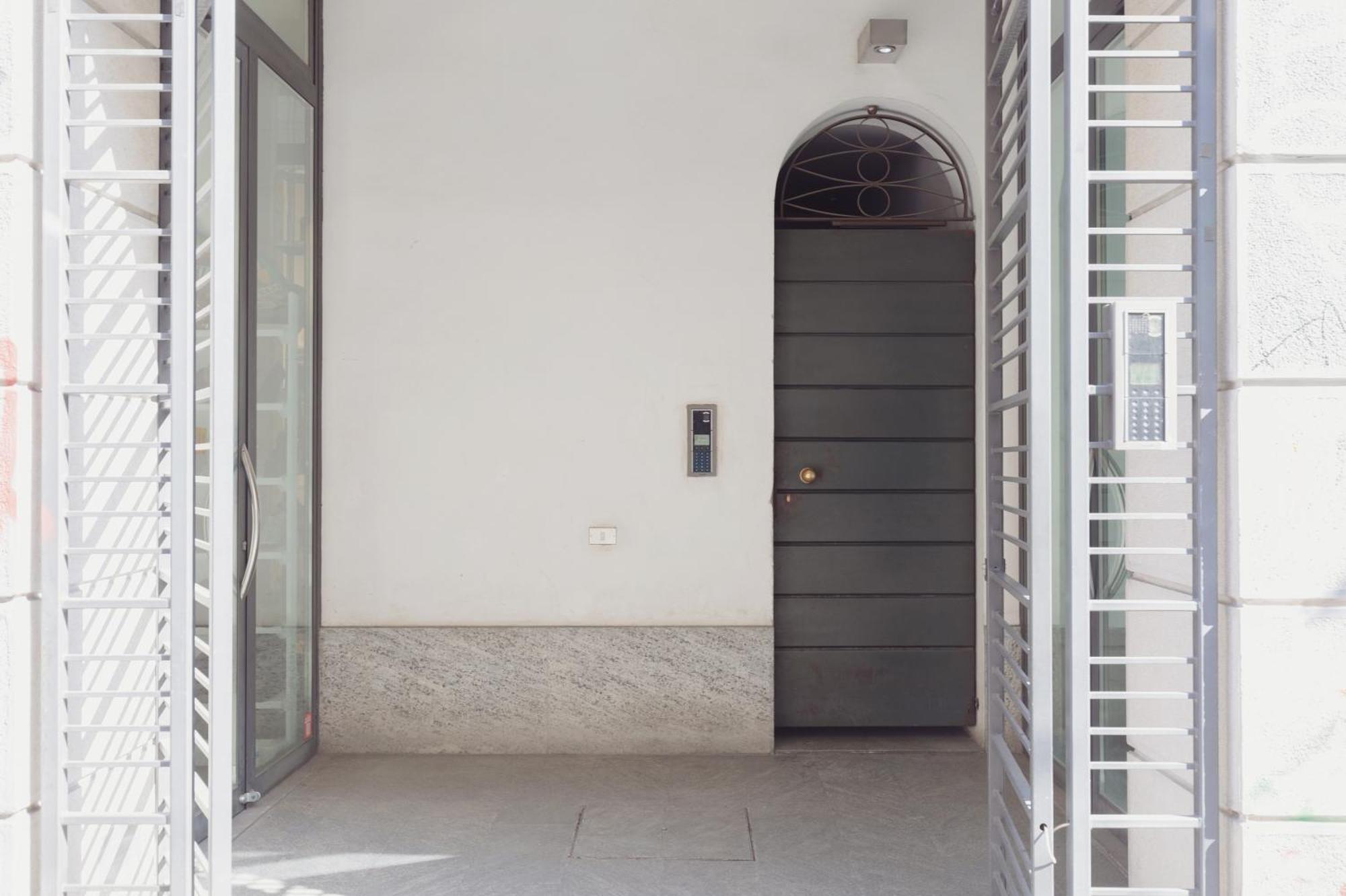 Apartment Gohost - Stylish And Charming Flat Between Navigli And Duomo Mailand