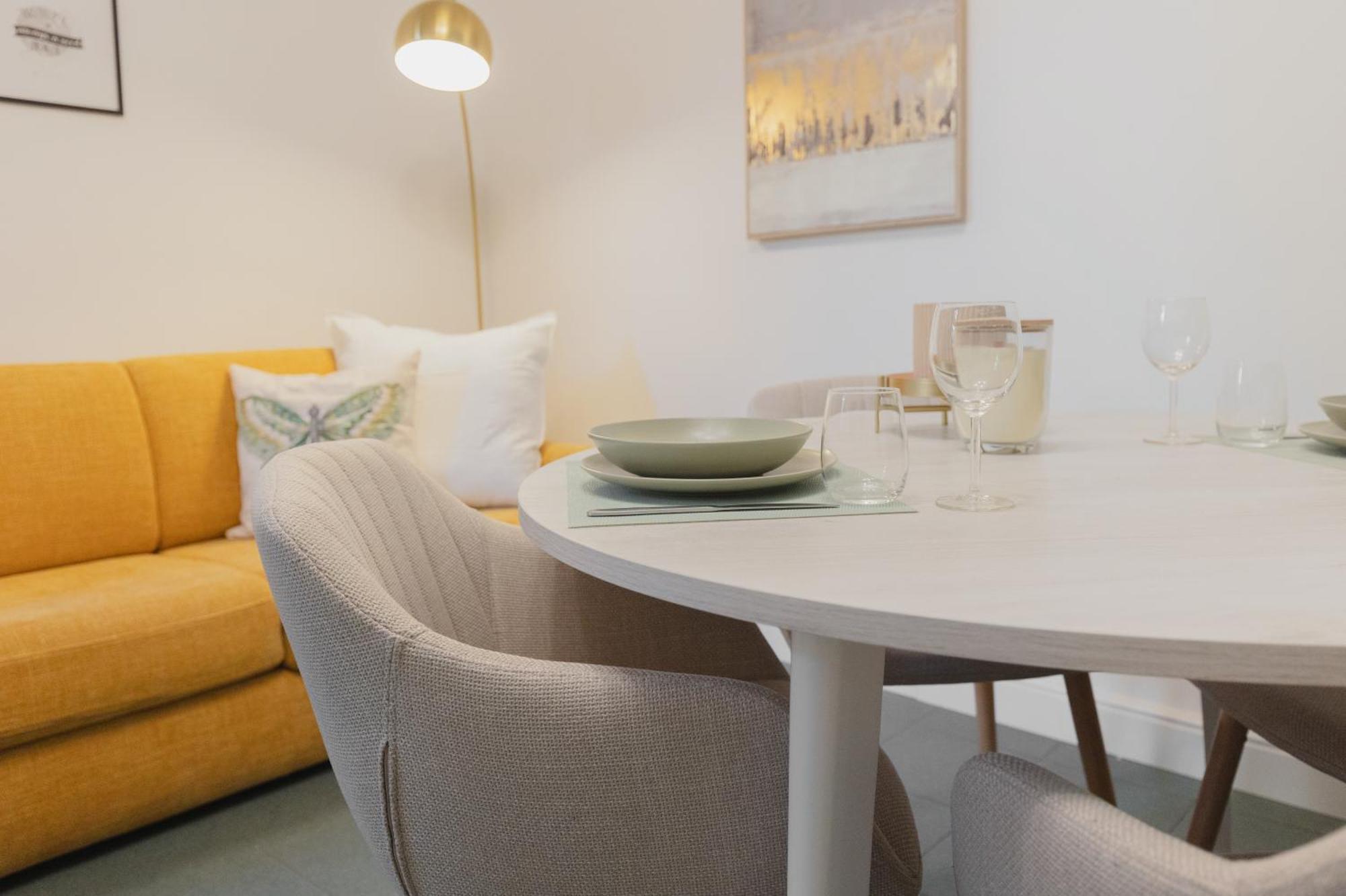 Apartment Gohost - Stylish And Charming Flat Between Navigli And Duomo